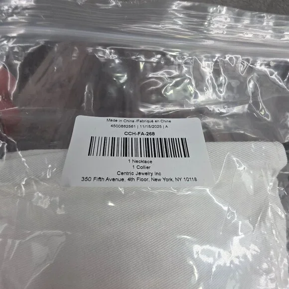 Coach Charming Charms Signature Heart Short Pendant Necklace 14K Gold Plated New - Picture 8 of 14